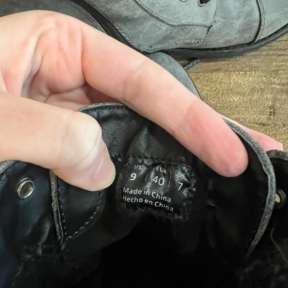 ALDO Women's Retro Suede Lace Up Combat Boots- Size 9 - Picture 7 of 7